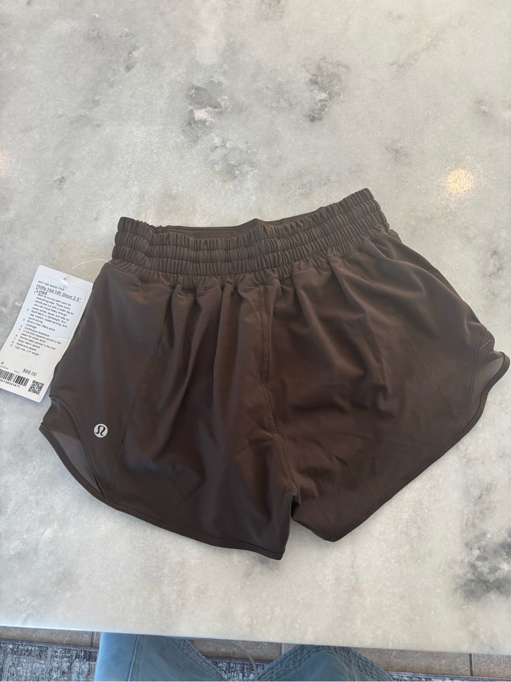 lululemon Women’s Brown hotty hot shorts 2.5” *lined size 4 !new with tags!